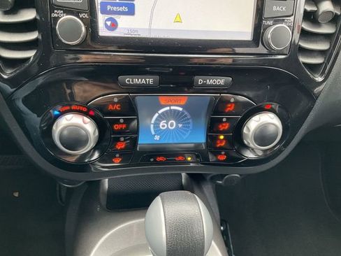 Used 2016 Nissan Juke SL image 14