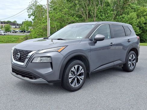 Used 2022 Nissan Rogue SV AWD/4WD image 3