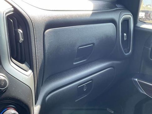 Used 2022 Chevrolet Silverado 1500 RST w/ Convenience Package II image 34