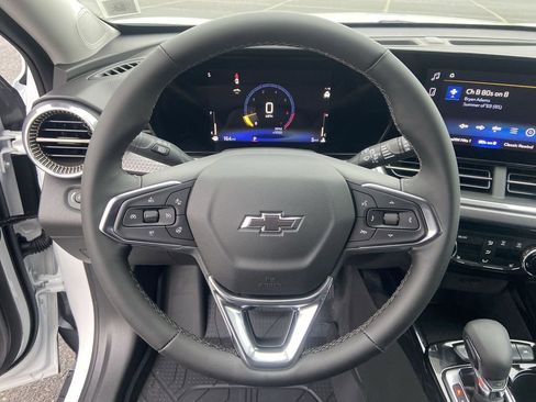 New 2025 Chevrolet Trax ACTIV w/ Driver Confidence Package image 11