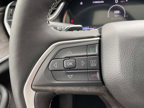 New 2025 Jeep Grand Cherokee L Limited image 16