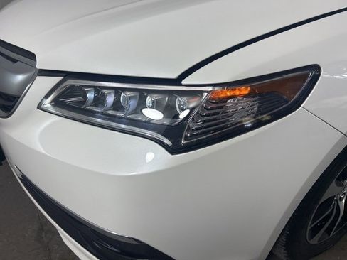 Used 2017 Acura TLX image 30