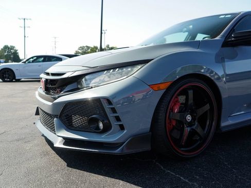 Used 2019 Honda Civic Type R image 19