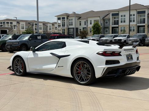 Used 2026 Chevrolet Corvette Z06 RWD image 5
