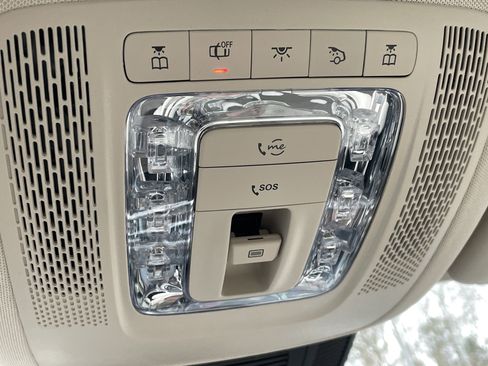 New 2026 Mercedes-Benz GLE 450e GLE 450e 4MATIC SUV image 33