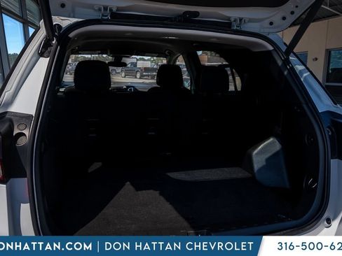 Used 2024 Chevrolet Equinox LT FWD image 34