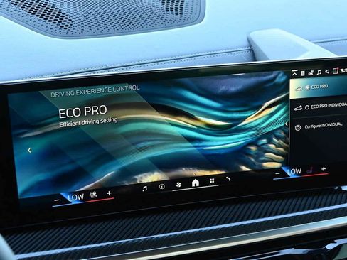 New 2026 BMW X5 M60i w/ Executive Package image 27