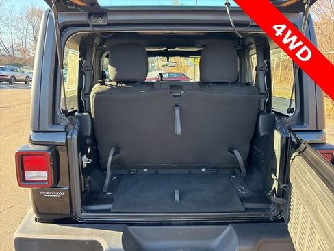 Used 2023 Jeep Wrangler Sport image 22