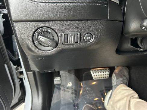 Used 2022 Dodge Charger R/T w/ Plus Group image 28