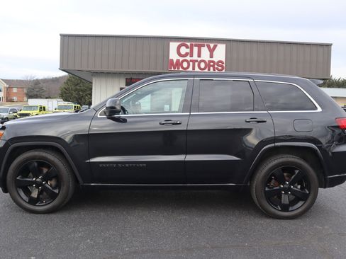 Used 2015 Jeep Grand Cherokee Altitude image 10