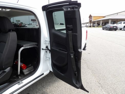 Used 2022 Chevrolet Colorado LT w/ Fleet Safety Package RWD image 27