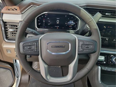 New 2026 GMC Sierra 2500 Denali w/ Denali Reserve Package image 16