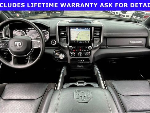 Used 2024 RAM 1500 Laramie AWD/4WD image 12