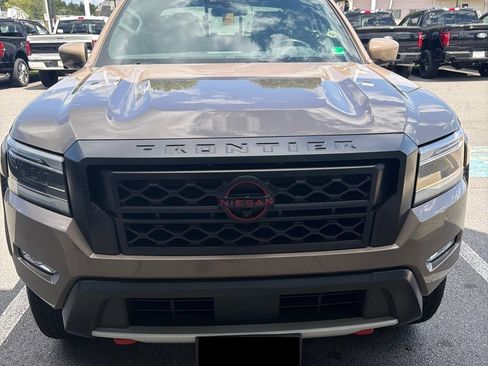 Used 2023 Nissan Frontier PRO-4X w/ Pro Convenience Package AWD/4WD image 2