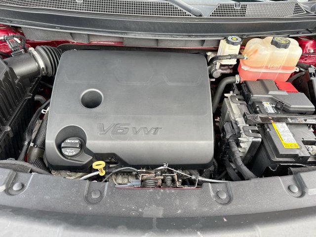 Used 2018 Chevrolet Traverse Premier w/ Driver Confidence II Package FWD image 27