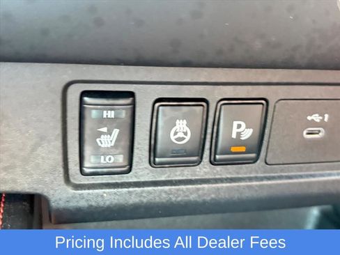 Used 2024 Nissan Frontier PRO-4X w/ Pro Convenience Package AWD/4WD image 15