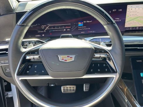 Used 2025 Cadillac Escalade ESV Sport Platinum image 23