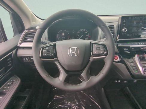 New 2026 Honda Odyssey Touring image 16