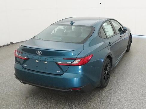New 2026 Toyota Camry SE image 8