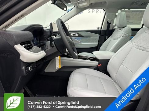 New 2026 Ford Explorer Platinum w/ LUX Leather Package image 17