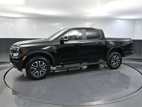Used 2024 Ford Ranger Lariat w/ Trailer Tow Package AWD/4WD image 11