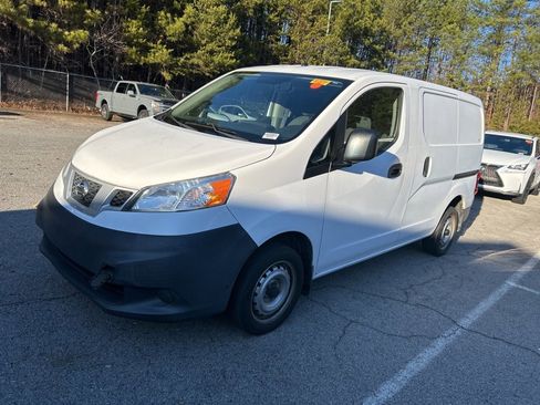 Used 2017 Nissan NV200 S image 3