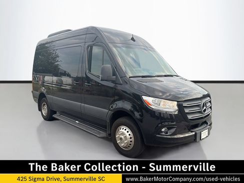 Used 2023 Mercedes-Benz Sprinter 3500 image 1