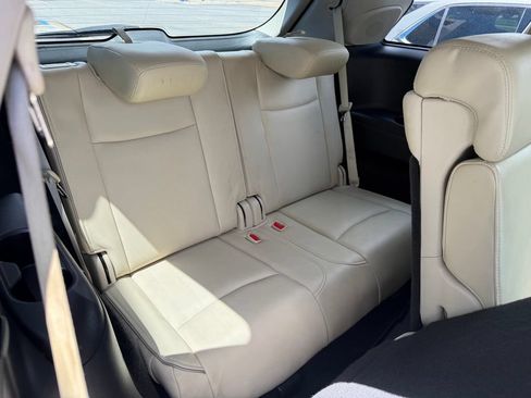 Used 2019 INFINITI QX60 Luxe w/ Essential Package AWD/4WD image 29
