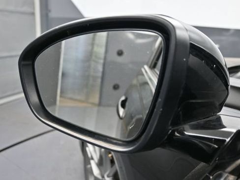 Used 2023 Nissan Altima 2.0 SR FWD image 5