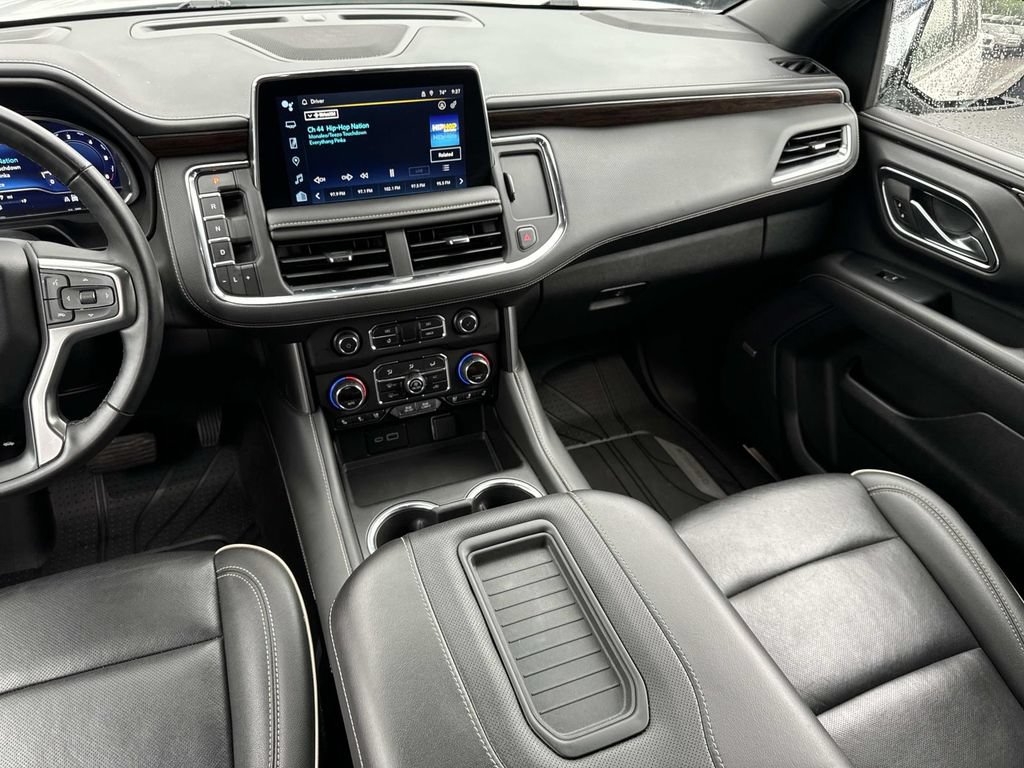 Used 2024 Chevrolet Tahoe Premier AWD/4WD image 16