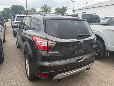 Used 2018 Ford Escape SE AWD/4WD image 5