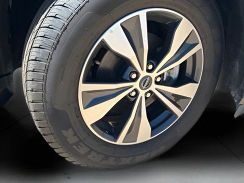 Used 2024 Nissan Murano SV AWD/4WD image 27
