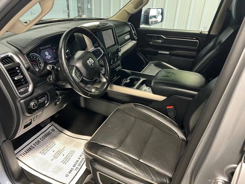 Used 2021 RAM 1500 Laramie AWD/4WD image 7