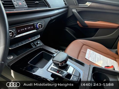 Used 2023 Audi Q5 2.0T Premium w/ Convenience Package image 14