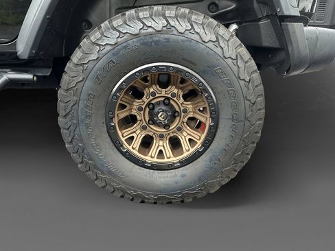 Used 2021 Jeep Wrangler Unlimited Rubicon AWD/4WD image 8