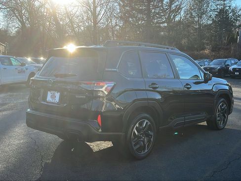 Certified 2025 Subaru Forester Limited image 7