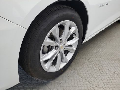 Used 2023 Chevrolet Malibu LT FWD image 31