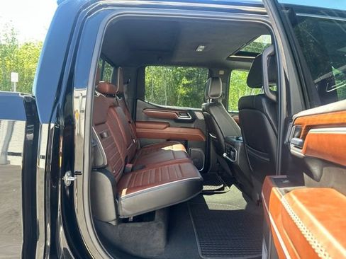 Used 2023 GMC Sierra 1500 Denali Ultimate AWD/4WD image 14