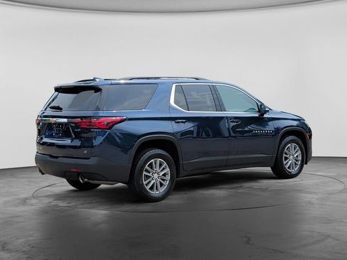 Used 2023 Chevrolet Traverse LT AWD/4WD image 7