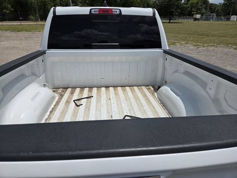 Used 2019 RAM 1500 Big Horn AWD/4WD image 10