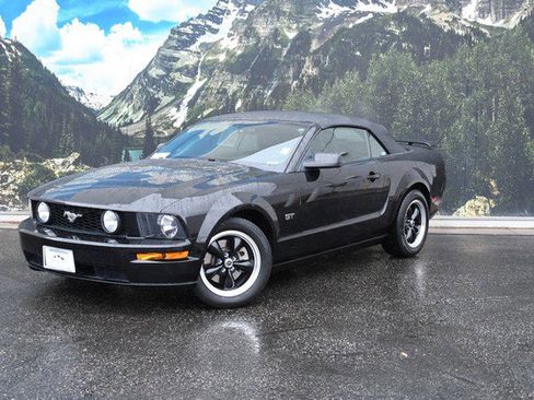 Used 2005 Ford Mustang GT Premium image 6