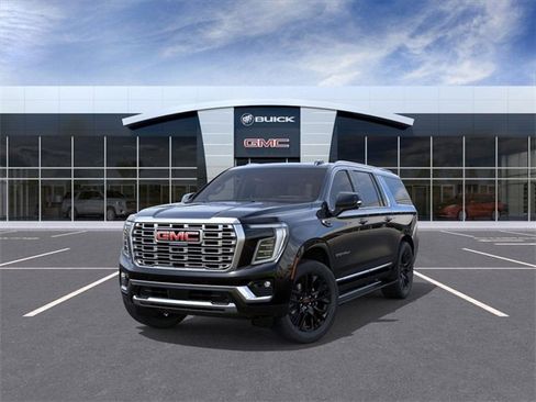 New 2026 GMC Yukon XL Denali w/ Denali Reserve Package image 8