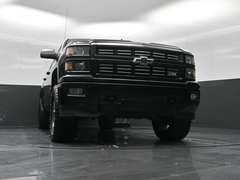 Used 2015 Chevrolet Silverado 1500 LTZ Z71 w/ Custom Sport Edition image 19