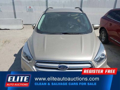 Used 2017 Ford Escape SE w/ SE Leather Comfort Package AWD/4WD image 42