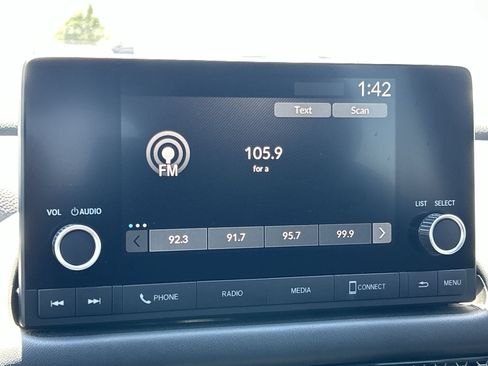 Certified 2024 Honda HR-V Sport image 12