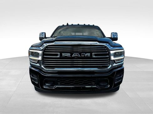 Used 2023 RAM 3500 Laramie AWD/4WD image 6