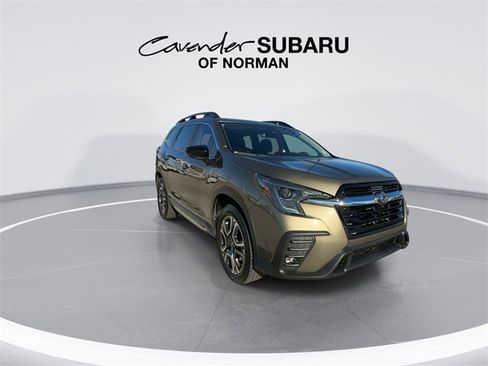Used 2024 Subaru Ascent Limited w/ Technology Package image 2