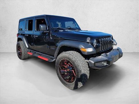 Used 2022 Jeep Wrangler Unlimited Willys image 3