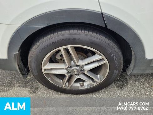 Used 2017 Hyundai Santa Fe SE image 15