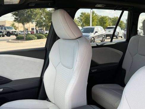 Used 2024 Lexus TX 350 AWD w/ Captains Chair Package image 11